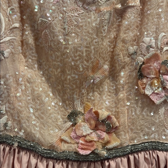 Pink sequin Embellished Gown - Picture 4 of 5